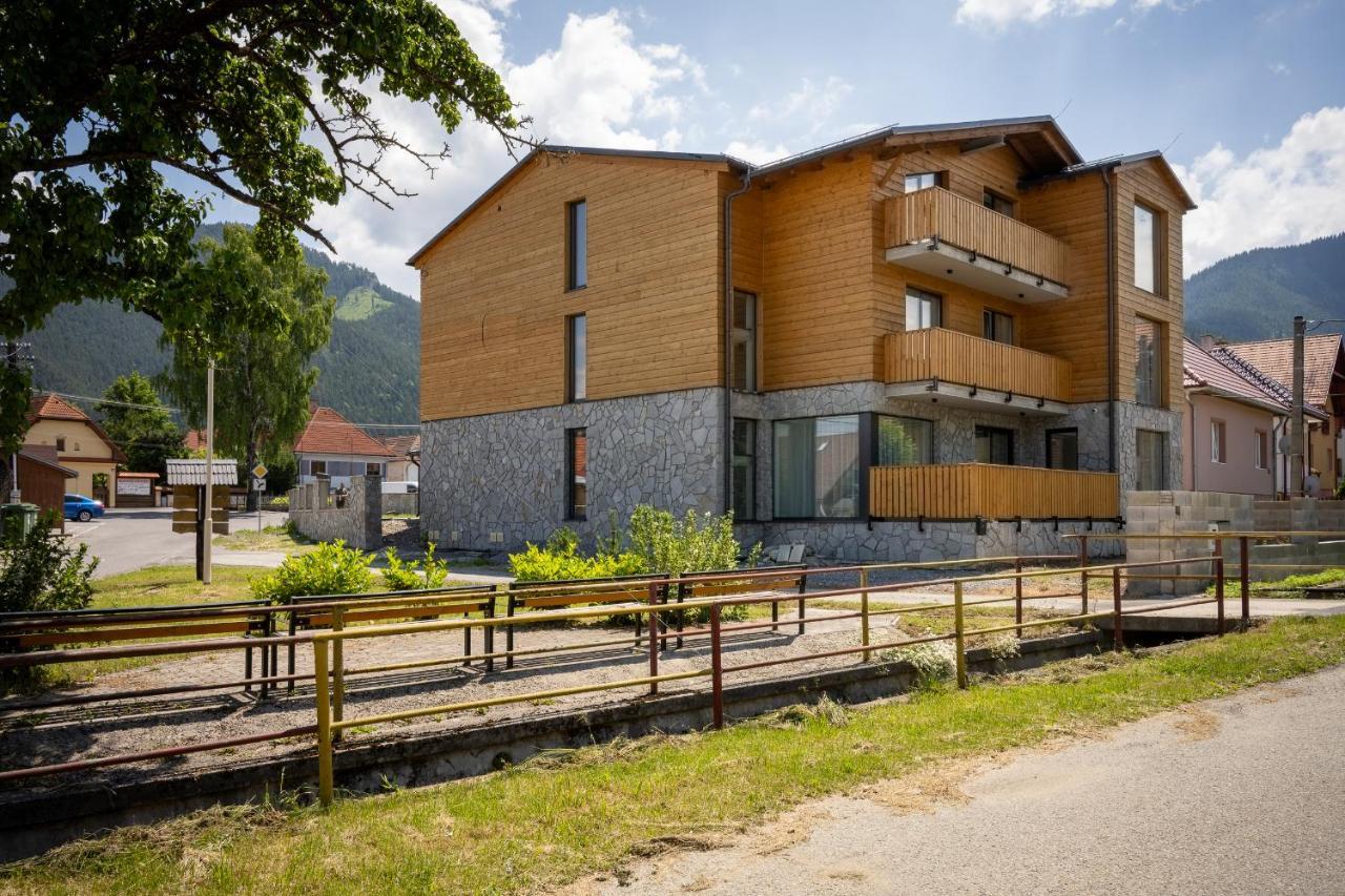 Hotel Berg Liptov Liptovský Mikuláš Exterior foto