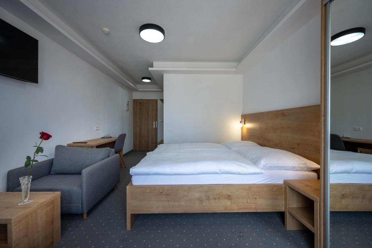 Hotel Berg Liptov Liptovský Mikuláš Exterior foto